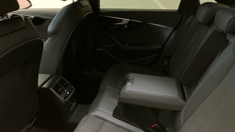 Audi A4 40 TFSI 204 Black Edition 4dr S Tronic Petrol Saloon